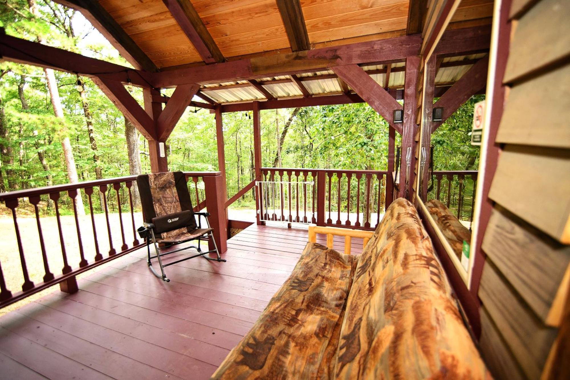 The Codex - Parker Creek Bend Cabins Мурфрисборо Экстерьер фото