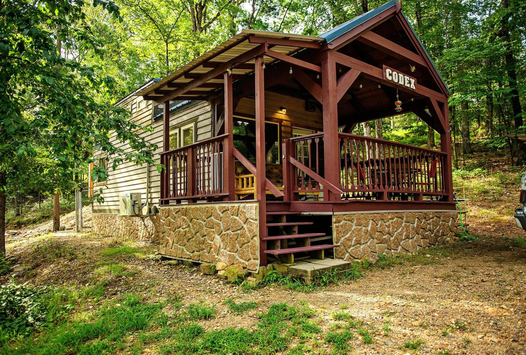 The Codex - Parker Creek Bend Cabins Мурфрисборо Экстерьер фото