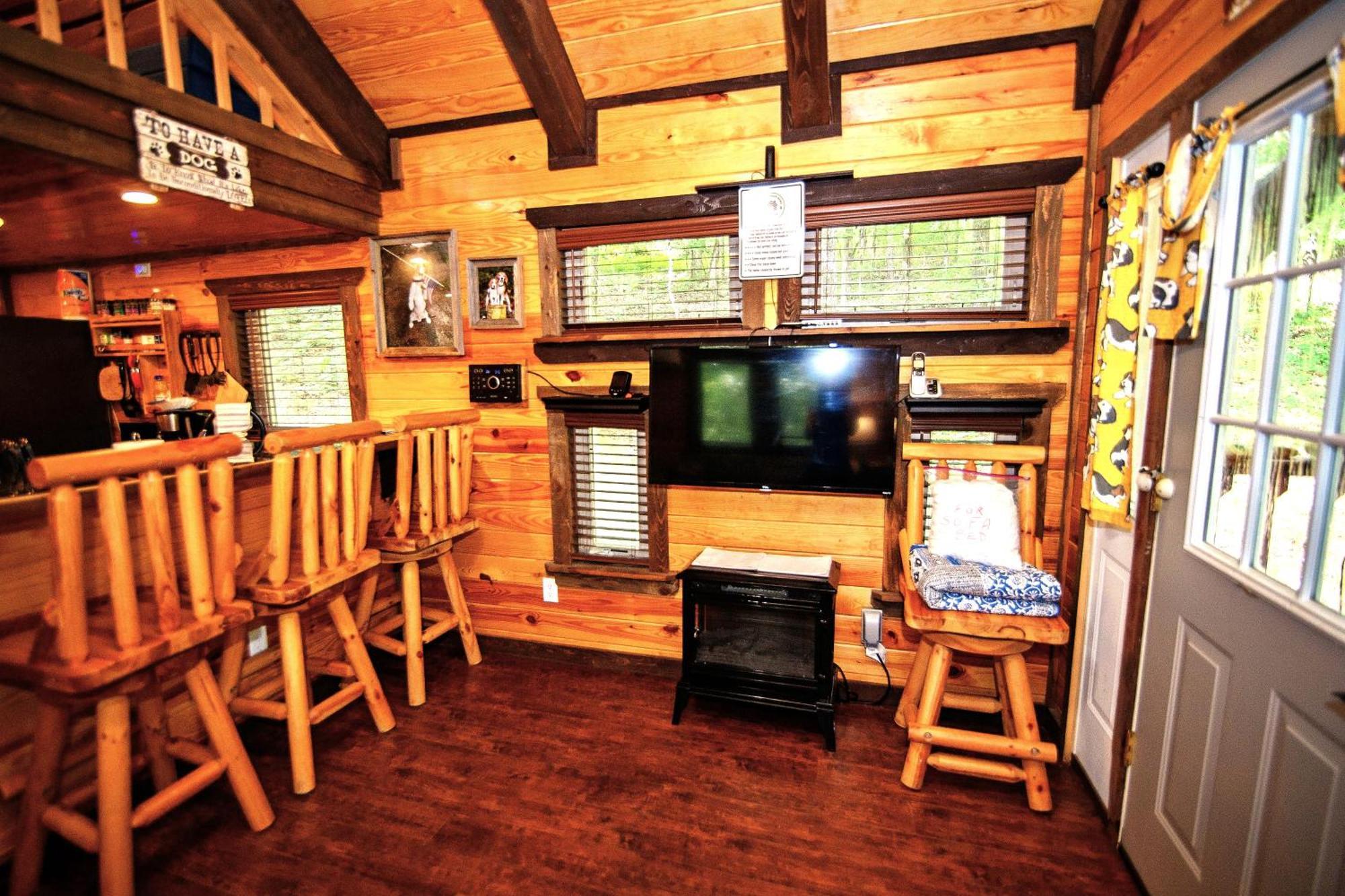 The Codex - Parker Creek Bend Cabins Мурфрисборо Экстерьер фото