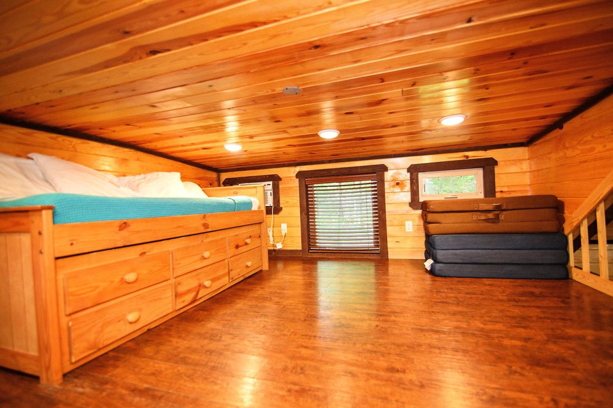 The Codex - Parker Creek Bend Cabins Мурфрисборо Экстерьер фото