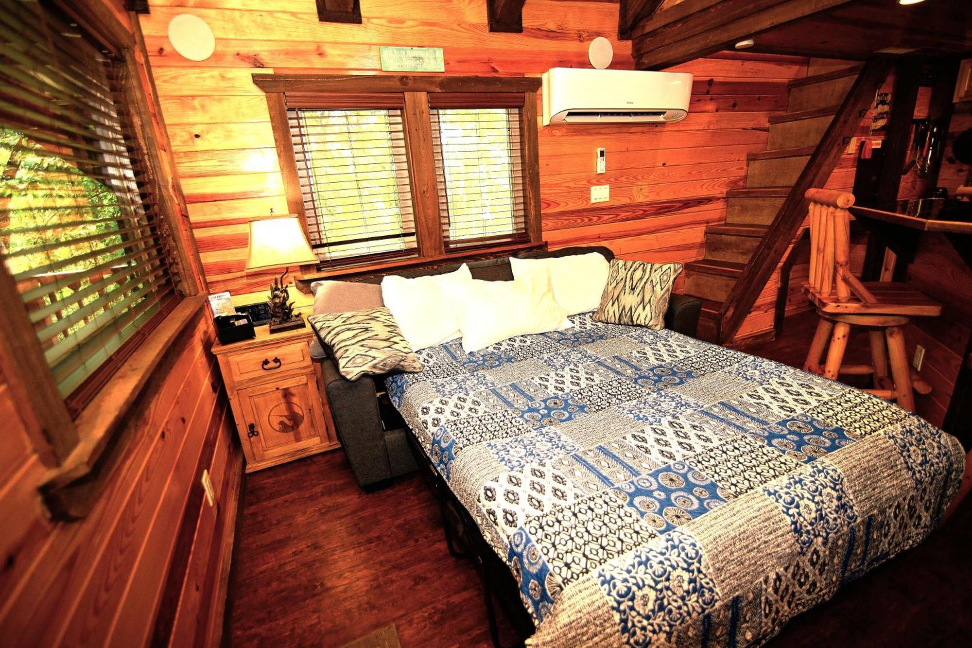 The Codex - Parker Creek Bend Cabins Мурфрисборо Экстерьер фото
